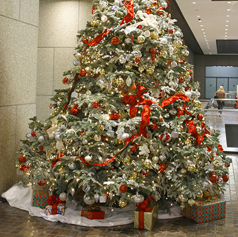 Large Office Christmas Tree
